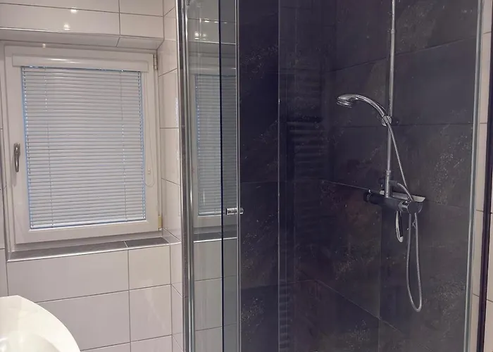 Komfortzimmer Im Modernen Stil *